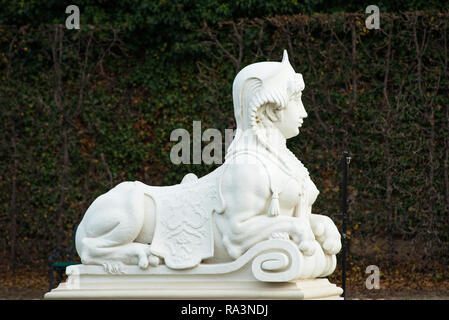 Sphinx dans les jardins du Palais du Belvédère. Vienne, Autriche. Banque D'Images