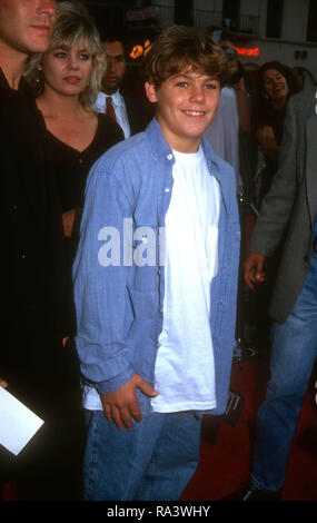 WESTWOOD, CA - 8 juillet : l'acteur Jason James Richter assiste à la première mondiale de "Columbia Pictures, dans la ligne de feu" le 8 juillet 1993 au Mann Village Theater à Westwood, en Californie. Photo de Barry King/Alamy Stock Photo Banque D'Images