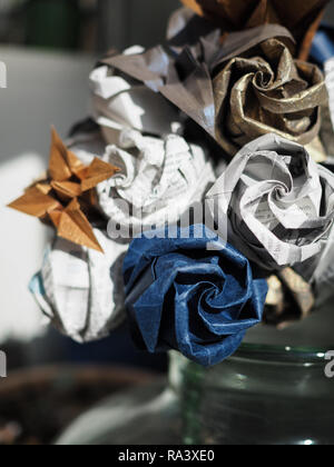 Détail de fleurs bouquet origami papier Banque D'Images