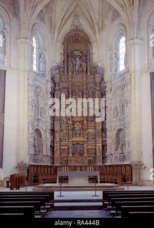 RETABLO MAYOR (SIGLO XVI) DE LA IGLESIA DEL MONASTERIO DEL PARRAL JUNTO AL SEPULCRO DEL MARQUÉS DE VILLENA. Auteur : RODRIGUEZ JUAN. Situation : EL PARRAL. SEGOVIA. L'ESPAGNE. Banque D'Images