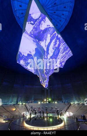 Gazomètre Oberhausen, exposition der Berg ruft, jusqu'en octobre 2019, 17 mètres de haut, 3-D réplique du Matterhorn, Oberhausen Banque D'Images