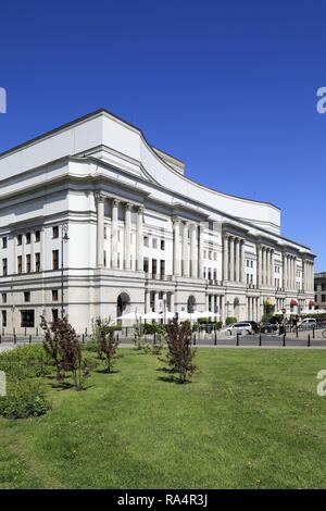 Polska - Mazowsze - Warszawa - Centrum - Teatr Wielki w Warszawie przy pl. J'ul Pilsudskiego. Wierzbowej - Pologne Mazovie - Varsovie - Centre - Grand Theatre building centre-ville de Varsovie par Pilsudskiego Squ Banque D'Images