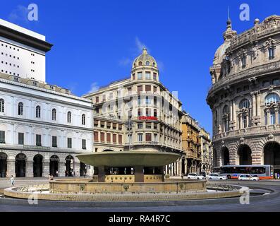 Wlochy - Ligurie - Gênes - plac Piazza de Ferrari - fontanna Italie - Ligurie - Gênes - aqueducs sur la Piazza de Ferrari Banque D'Images