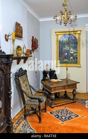 Czarnolas / Mazovie, Pologne - 2018/09/01 : Intérieur de manoir historique de Czarnolas hébergeant le musée de Jan Kochanowski - célèbre poète et écrivain de la renaissance polonaise Banque D'Images