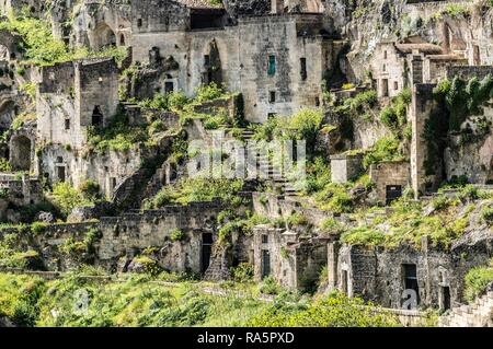 Cave à Sasso le Dodici Lune, Matera, Basilicate, Italie Banque D'Images