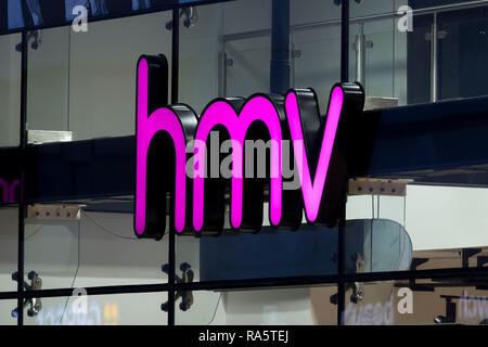 Un HMV signe à Cardiff, Pays de Galles, Royaume-Uni. Le détaillant a été consacré à l'administration pour la deuxième fois en six ans. Banque D'Images