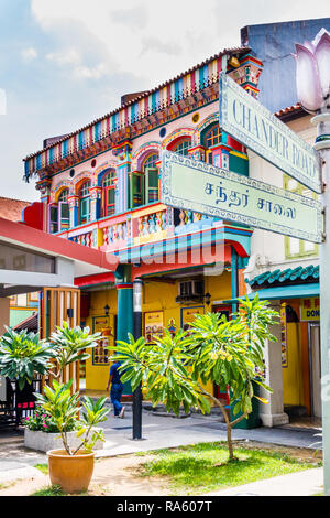 Bâtiment coloré dans Little India, Singapour Banque D'Images