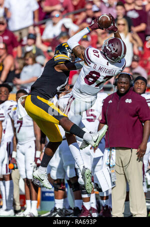 Tampa, Floride, USA. 06Th Jan, 2019. Mississippi State Bulldogs wide receiver Osiris Mitchell (87) fait de la capture dans le 4e trimestre au cours du match entre le Mississippi State Bulldogs et l'Iowa Hawkeyes dans l'Outback Bowl chez Raymond James Stadium de Tampa, Floride. Del Mecum/CSM/Alamy Live News Banque D'Images