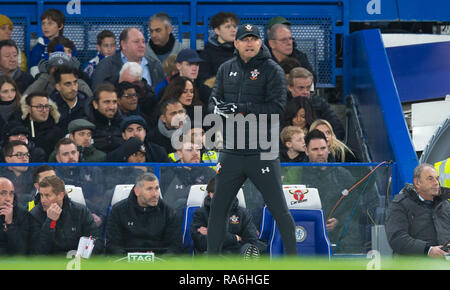 Londres, Royaume-Uni. 2 Jan, 2019. Hasenhuttl Southampton Manager Ralph au cours de la Premier League match entre Chelsea et de Southampton à Stamford Bridge, Londres, Angleterre le 2 janvier 2019.usage éditorial uniquement, licence requise pour un usage commercial. Aucune utilisation de pari, de jeux ou d'un seul club/ligue/player publication. Crédit : Andrew Rowland/Alamy Live News Banque D'Images