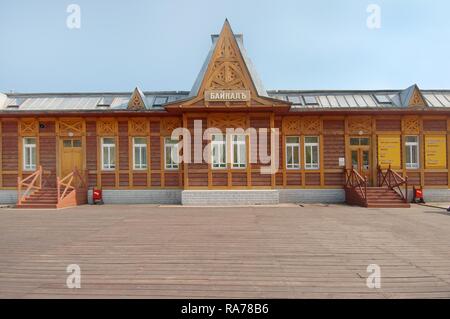 La gare de Baikal, Circum-Baikal Railway, région d'Irkoutsk, en Sibérie, Fédération de Russie, de l'Eurasie Banque D'Images