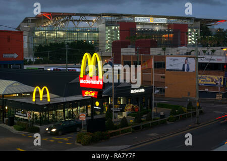 Le stade Suncorp et McDonald's restaurant, Milton, Brisbane, Queensland, Australie Banque D'Images