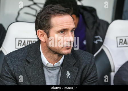 1er janvier 2019, Pride Park, Derby, England ; Sky Bet Championship, Derby County vs Middlesbrough ; Frank Lampard manager de Derby County durant la partie Crédit : Mark Cosgrove/News Images images Ligue de football anglais sont soumis à licence DataCo Banque D'Images