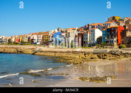 A Guarda, Espanha - Mai 03, 2018 : les maisons au bord du port de Orense Pontevedra, Espagne Banque D'Images