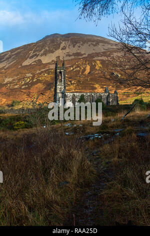 L'Église ruinée de l'Irlande dans le Glen empoisonné Dunlewey Gweedore Donegal Irlande Europe Banque D'Images