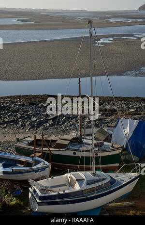 Bateaux sur le port de Aberdovey (Aberdyfi) dans Gwynedd, Pays de Galles, Royaume-Uni Banque D'Images