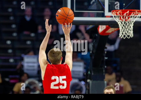 Winston-Salem, NC, USA. 2 Jan, 2019. La Cornell Big Red guard Doyen Noll (25) dans le match de basket-ball de NCAA à LJVM Coliseum de Winston-Salem, NC. (Scott Kinser/Cal Sport Media) Credit : csm/Alamy Live News Banque D'Images