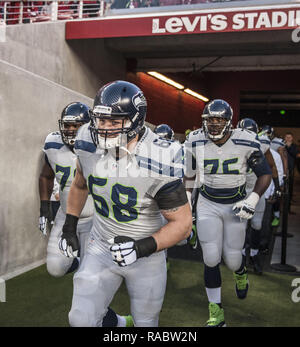 27 novembre 2014 - Santa Clara, Californie, États-Unis - Seattle Seahawks attaquer Justin Britt (68) tête de tunnel, prêt à jouer le jeudi 27 novembre 2014, au stade de Lévis à Santa Clara, en Californie. Les Seahawks défait les 49ers 19-3. (Crédit Image : © Al Golub/Zuma sur le fil) Banque D'Images