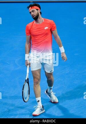 Doha, Qatar. 3 janvier, 2019. Nikoloz Basilashvili de Géorgie réagit au cours du match quart des célibataires contre Novak Djokovic de la Serbie à l'ATP tennis tournoi Open du Qatar à Doha, capitale du Qatar, le 3 janvier 2019. Credit : Nikku/Xinhua/Alamy Live News Banque D'Images