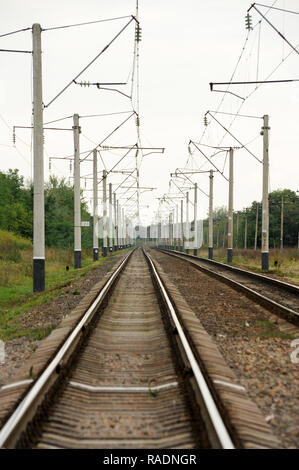 La ligne Kiev-Odessa près de Perekrestovo, Ukraine. 27 septembre 2008 © Wojciech Strozyk / Alamy Stock Photo Banque D'Images