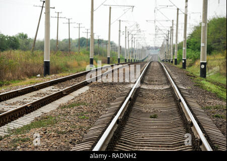 La ligne Kiev-Odessa près de Perekrestovo, Ukraine. 27 septembre 2008 © Wojciech Strozyk / Alamy Stock Photo Banque D'Images