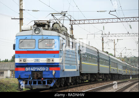 La ligne Kiev-Odessa près de Perekrestovo, Ukraine. 27 septembre 2008 © Wojciech Strozyk / Alamy Stock Photo Banque D'Images