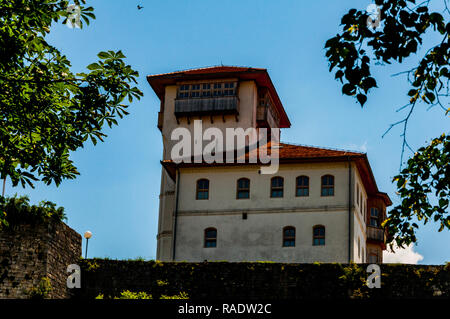 Château de Gradacac ou gradacacka tvrdjava en Bosnie et Herezgovina Banque D'Images