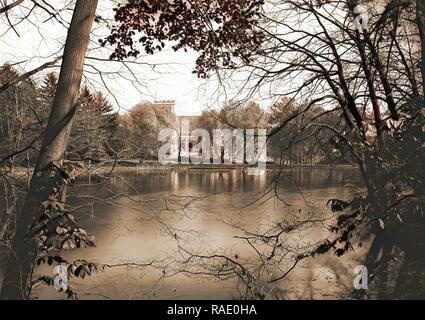 La chapelle de l'autre côté du lac, Collège Vassar, Poughkeepsie, N.Y, universités et collèges, les lacs et les étangs, les églises repensé Banque D'Images