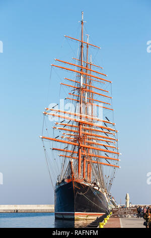 Gdynia, 13 Octobre 2018 : Quatre-master sailingship Sedov à Gdynia. C'est le plus grand navire à voile à la formation dans le monde Banque D'Images