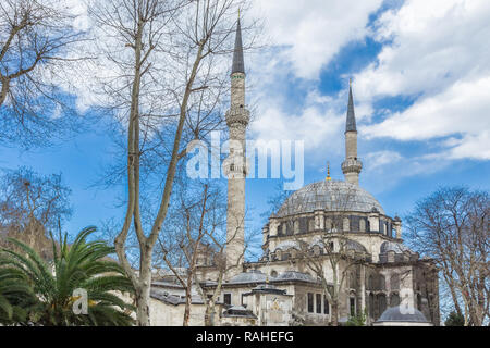 Mosquée du Sultan Eyüp Eyüp dans le district d'Istanbul, à l'extérieur des murs de la ville, près de la Corne d'or. Banque D'Images