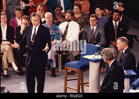 Le débat Clinton Bush Perot dans Richmond, Virginie le 15 octobre, 1992 Photo par Dennis Brack Banque D'Images