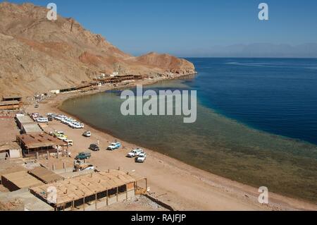 Lieu de plongée Blue Hole, Dahab, Red Sea, Egypt, Africa Banque D'Images