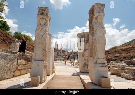 Gate Heracles, ville antique d'Éphèse, la FEAS, la Turquie, l'Asie occidentale Banque D'Images