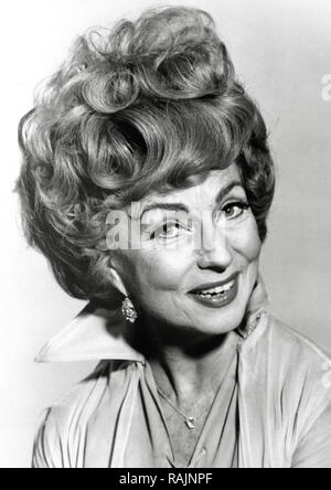 Publicité photo de Agnes Moorehead, 'Bewitched' circa 1971 Fichier ABC référence #  33636 930THA Banque D'Images