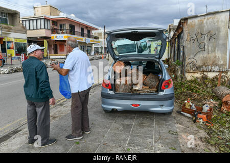 Bois de chauffage, Paphos, Chypre, Brennholz, Zypern Banque D'Images