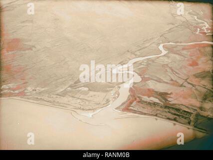 L'air vues de Palestine. Entrée de la Jordanie dans le lac de Génésareth. Le nord de l'extrémité du lac. 1931. Repensé Banque D'Images