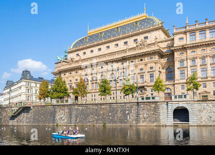 Théâtre National de Prague Národní divadlo Prague République Tchèque Europe Banque D'Images