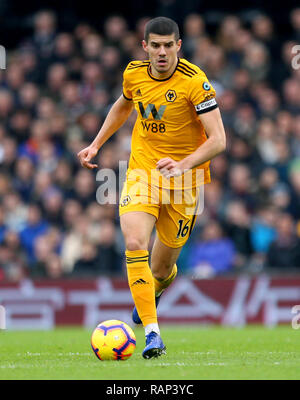 Wolverhampton Wanderers' Conor Coady en action au cours de la Premier League match à Craven Cottage, à Londres. Banque D'Images