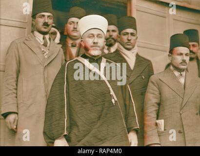 Les perturbations de la Palestine. Le Grand Mufti. Haj Amin el-Husseini eff., avec un accompagnateur, laissant les bureaux du repensé Banque D'Images