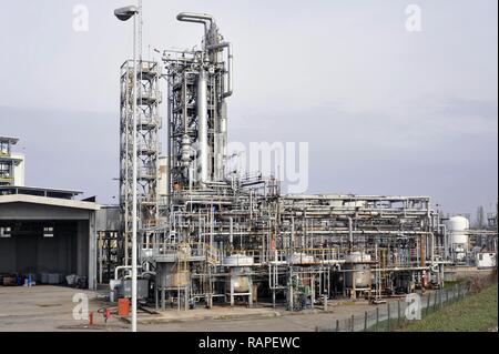 Oxem raffinerie à Mezzana Bigli (Pavie, Italie), la production de biodiesel, de carburant diesel écologique végétale huile découlant principalement de l'huile de colza et de soja transformation Banque D'Images