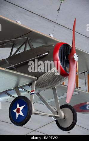 Spad S.XIII un petit affichage sur biplan, à l'Imperial War Museum, Duxford. Banque D'Images