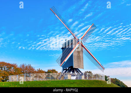 Moulin Sint-Janshuis dans de Molens park , Bruges, Flandre occidentale, Belgique Banque D'Images