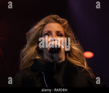 Le Danemark, Skanderborg - 11 août, 2017. La chanteuse et compositrice Ellie Goulding effectue un concert live au cours de la fête de la musique SmukFest danoise en 2017. À l'exception du Danemark. Banque D'Images