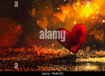 Valentines Day. Arrière-plan de la Saint-Valentin avec table et flou. L'amour fond rouge. Valentines Day Affichage vide Banque D'Images