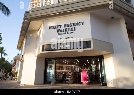 Honolulu, Hawaii - Dec 23, 2018 : la plage de Waikiki, Honolulu, Oahu Banque D'Images