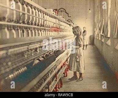 Sadie Pfeiffer, fileur de coton de Marysville, Ohio, Lewis Hine, W., 1874 - 1940 L'Amérique, North Carolina, United repensé Banque D'Images