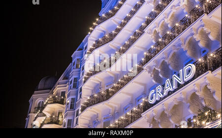 Façade de l'hôtel récemment rénové, le Grand Hôtel historique de style victorien, situé sur le front de mer de Brighton, Sussex, UK. Hôtel a été bombardée par l'IRA en 1984. Banque D'Images