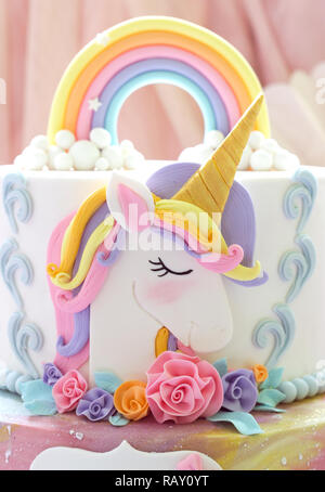 Détails d'un cake topper Unicorn unicorn - close up Banque D'Images