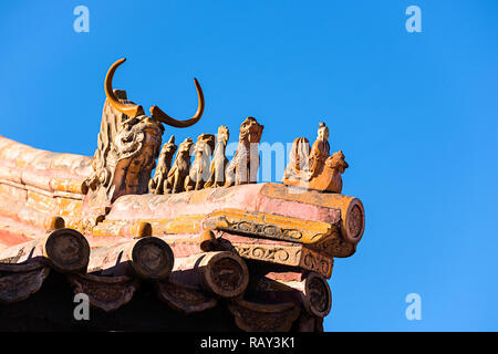 Immortal et de bêtes sur l'avant-toit de l'immeuble, la Cité Interdite, Beijing Banque D'Images