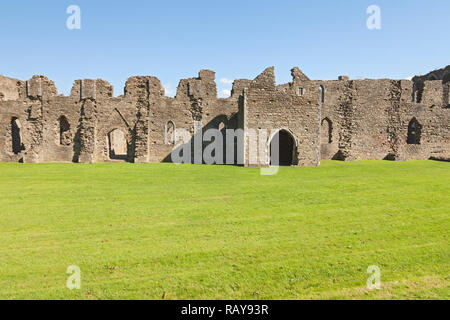 Neath Abbey ruins (12ème siècle), Neath Port Talbot, Pays de Galles, Royaume-Uni Banque D'Images