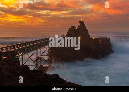 Rocher de la Vierge Marie (Rocher de la Vierge) à Biarritz, France Banque D'Images